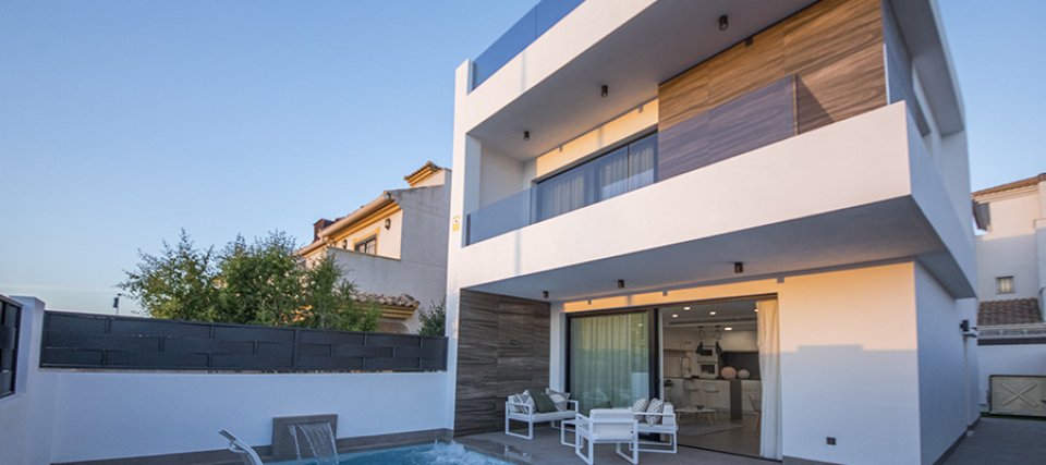 VILLA SANTA