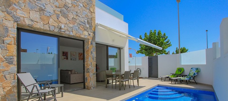VILLA 54